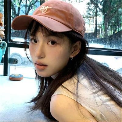 男人与婴儿